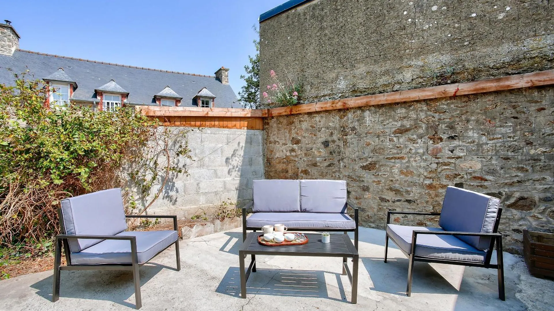 Holiday home Maison Pour 6 Au Calme - A Moins De 2Km De La Plage Dinard
