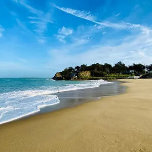 Hébergement de vacances House With Terrace Near The Beach, Dinard
